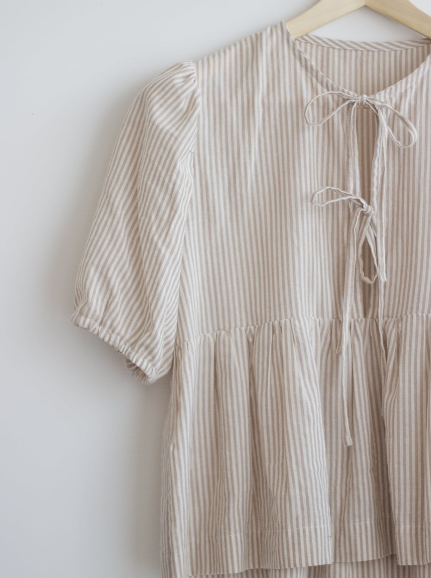 SAND STRIPPED SOPHIE BLOUSE