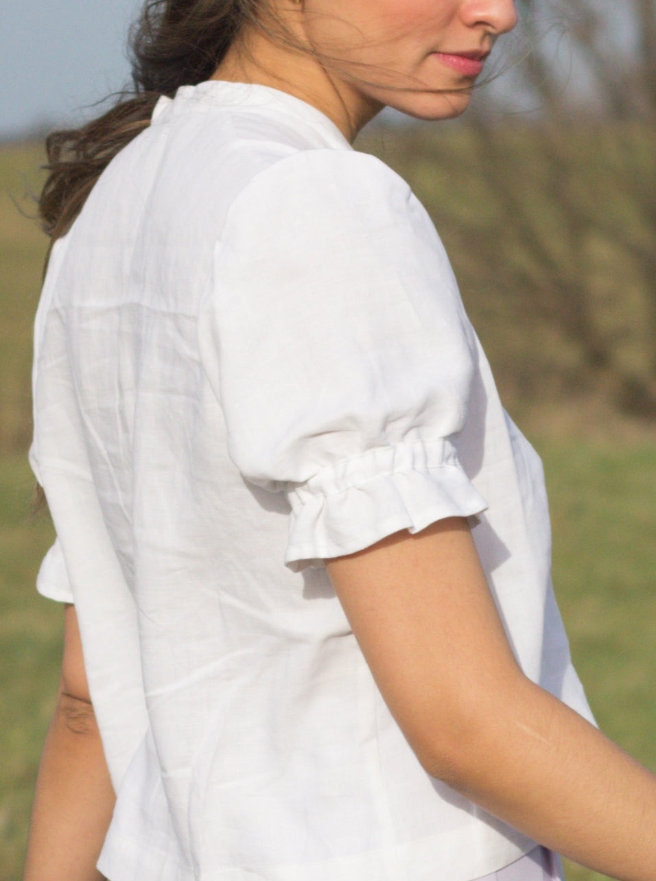 WHITE LINEN KELLY BLOUSE